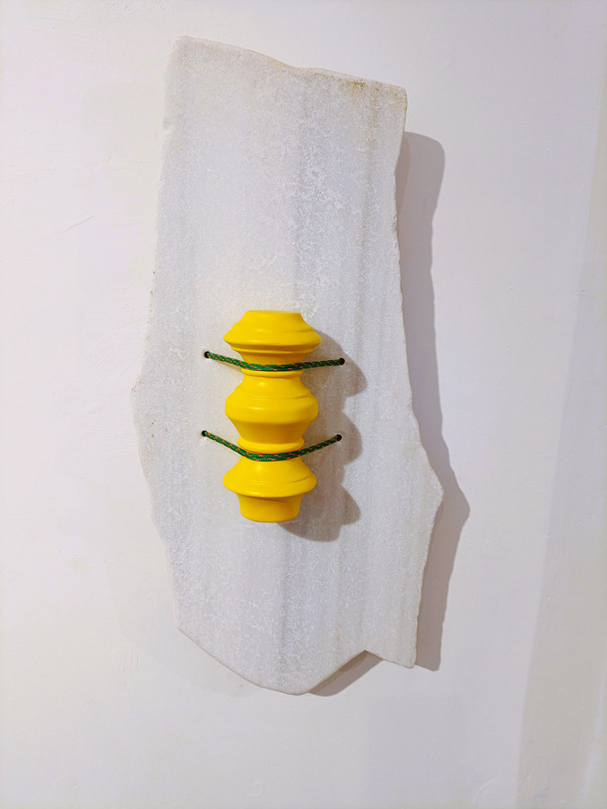 Marcos Juncal | Amarillo en Equilibrio